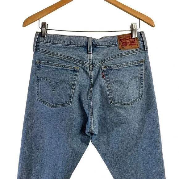 Levis Light Wash W29 L28 Womens Denim Jeans Cutoff Frayed Hem Blue Solid Pattern - Picture 5 of 10